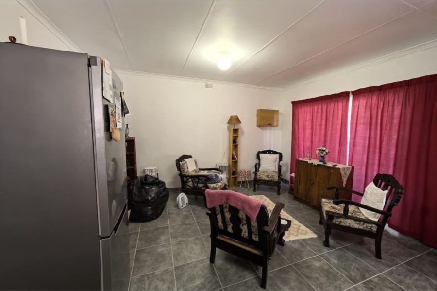 5 Bedroom Property for Sale in Hadison Park Northern Cape